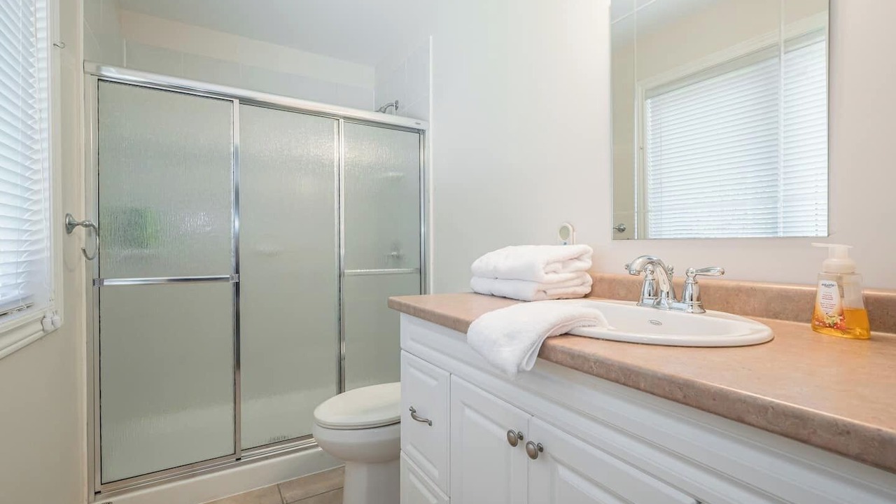 Photo of Bathroom in Lion's Head