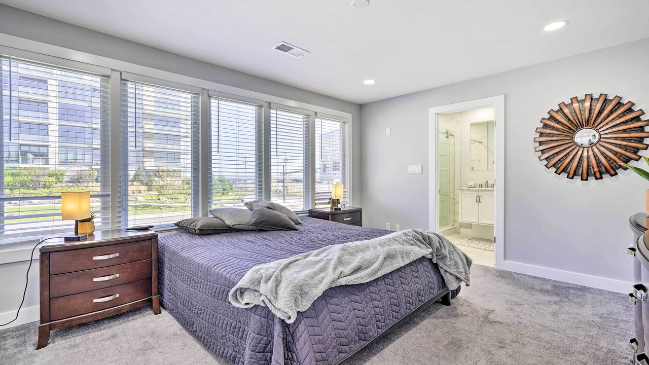 Photo of Bedroom in Long Branch