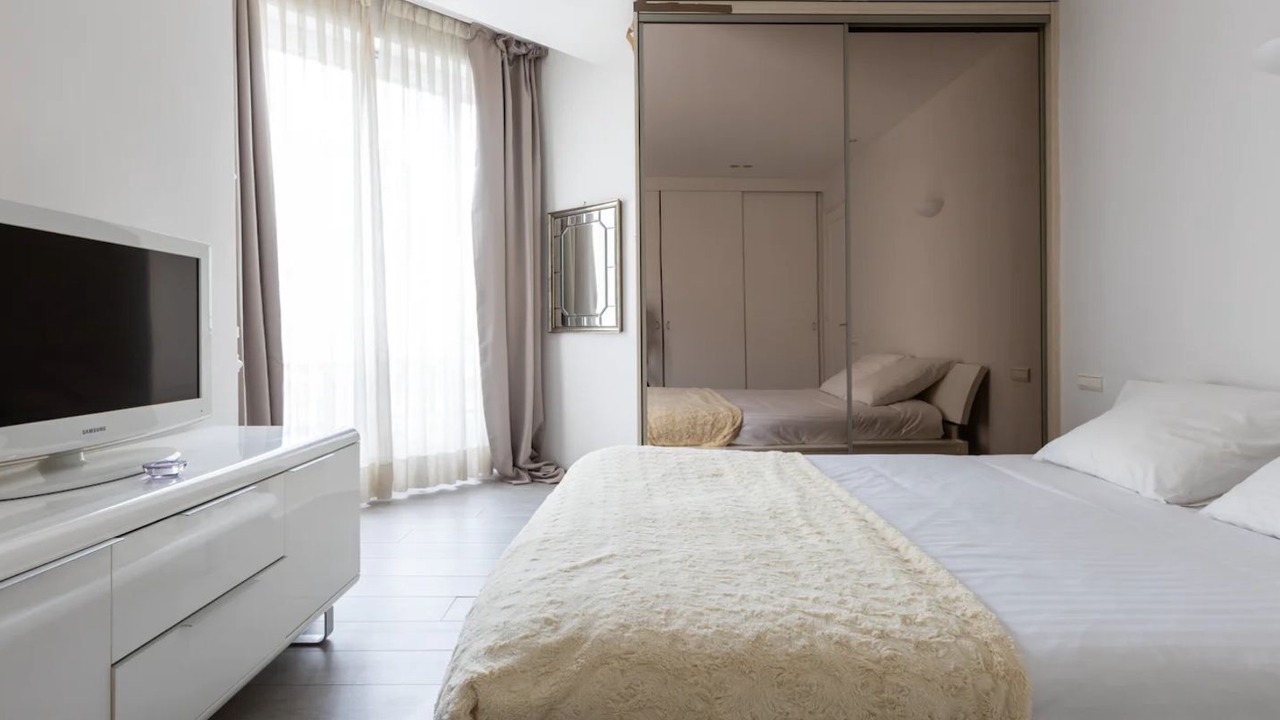 Photo of Bedroom in 15th Arrondissement