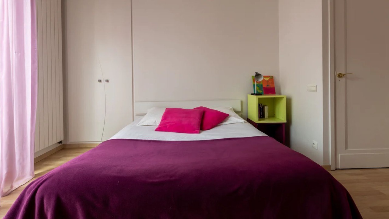 Photo of Bedroom in 15th Arrondissement