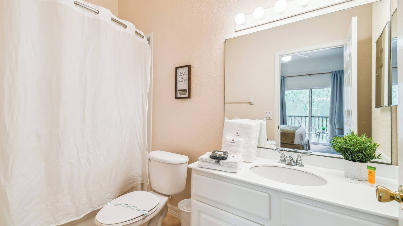 Photo of Bathroom in Bahama Bay