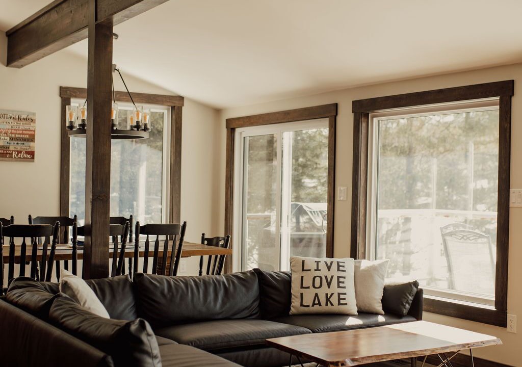 Photo of Livingroom in Eagle Lake