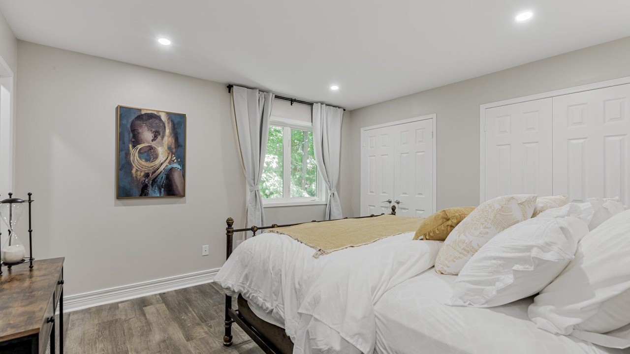 Photo of Bedroom in Big Bay Point