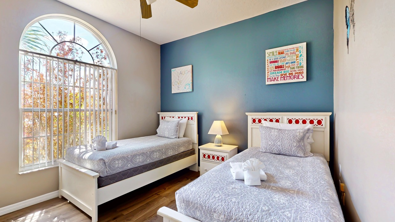 Photo of Bedroom in Crescent Lakes