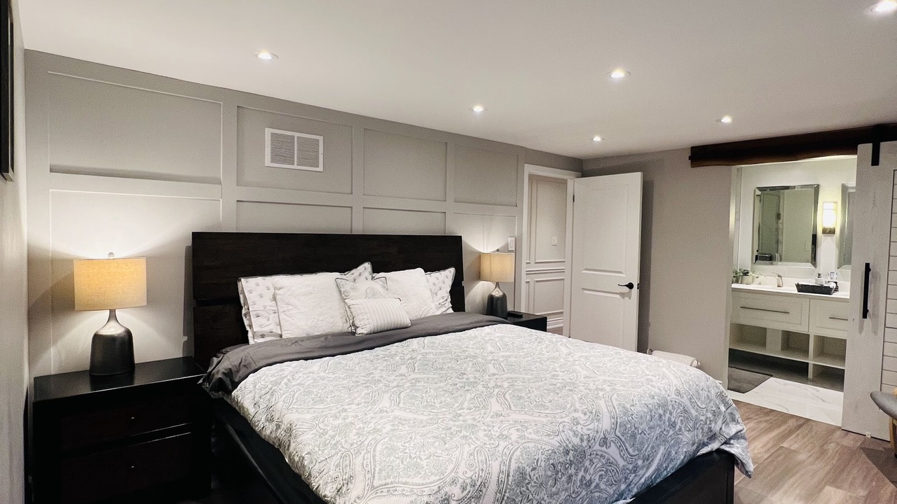Photo of Bedroom in Clarkson-Lorne Park