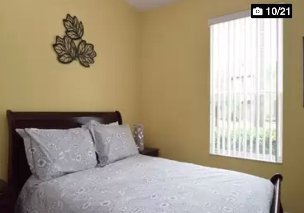 Photo of Bedroom in Regal Palms