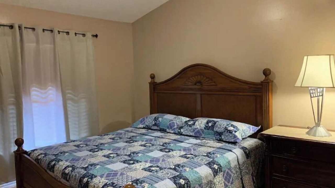 Photo of Bedroom in Fairvilla