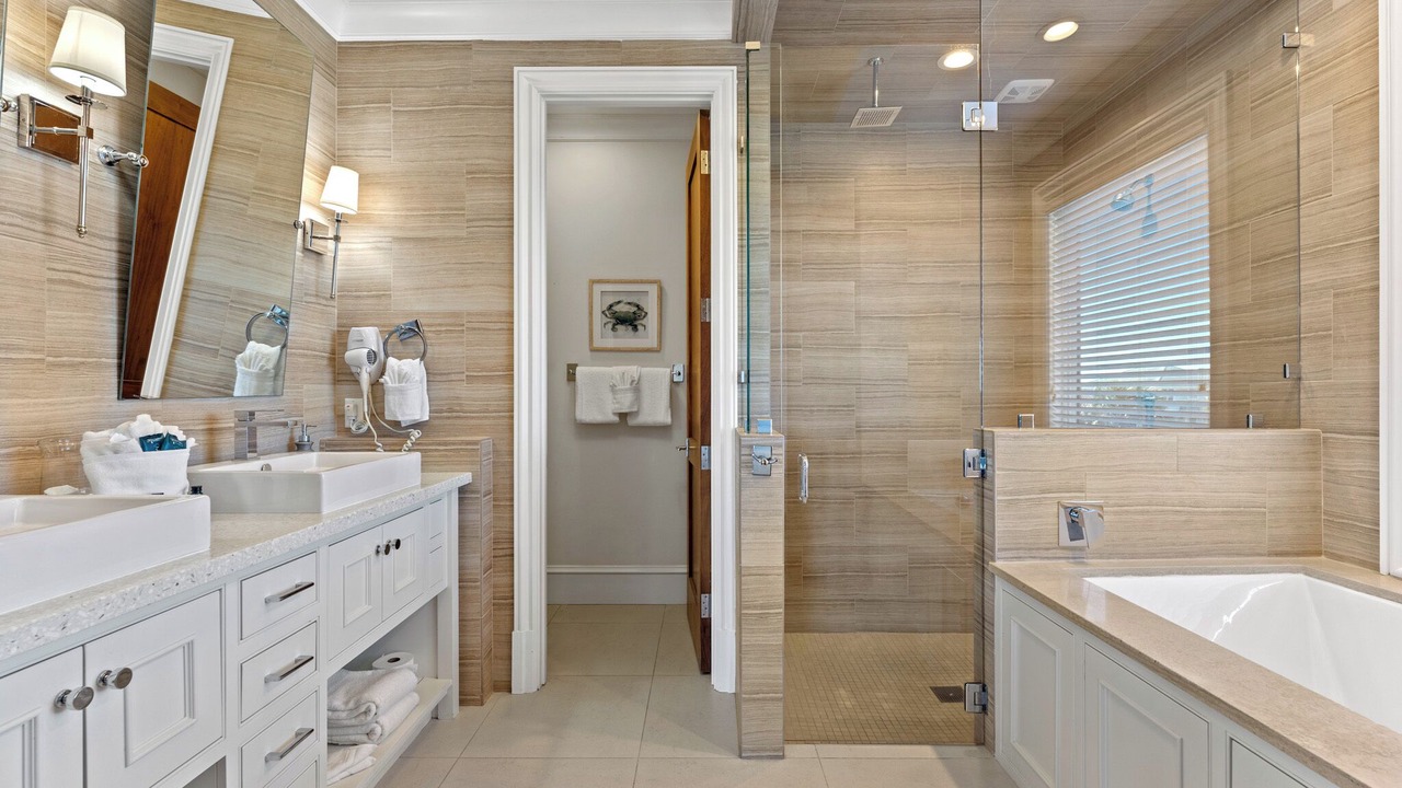 Photo of Bathroom in Destiny Grand Palms