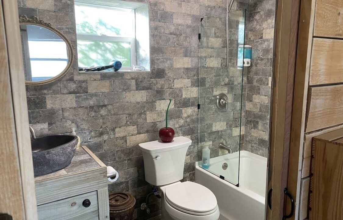 Photo of Bathroom in Old Seminole Heights