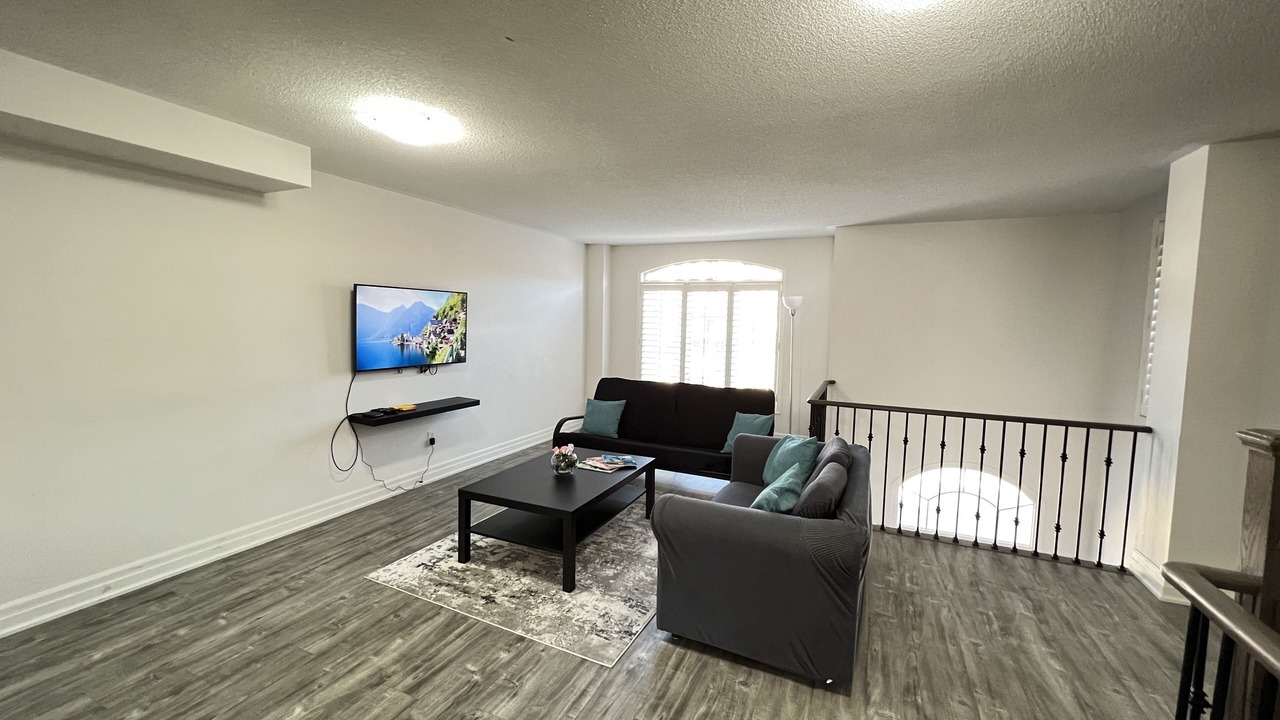Photo of Livingroom in Meadowvale Village