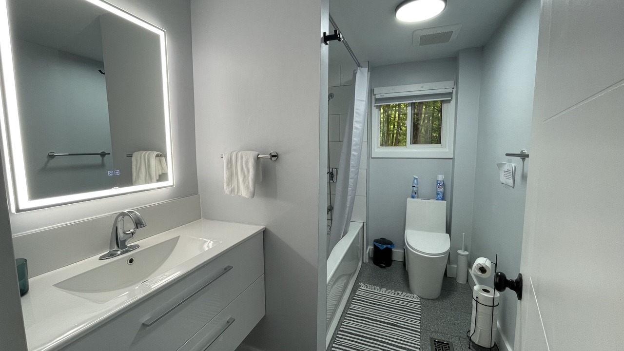 Photo of Bathroom in Bobcaygeon