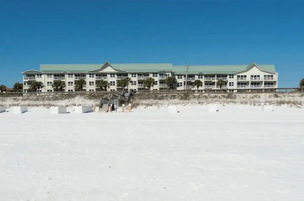 Photo of Outdoor in Avalon Beach Estates