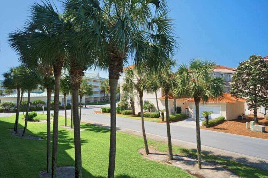Photo of Outdoor in Avalon Beach Estates
