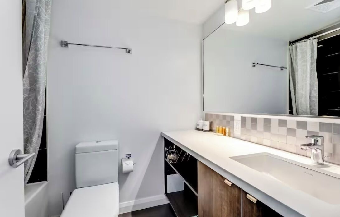Photo of Bathroom in Bloor-Yorkville