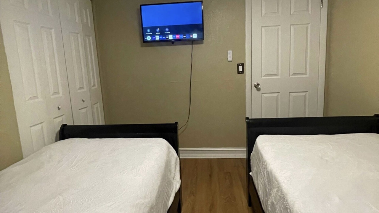 Photo of Bedroom in Florida Center