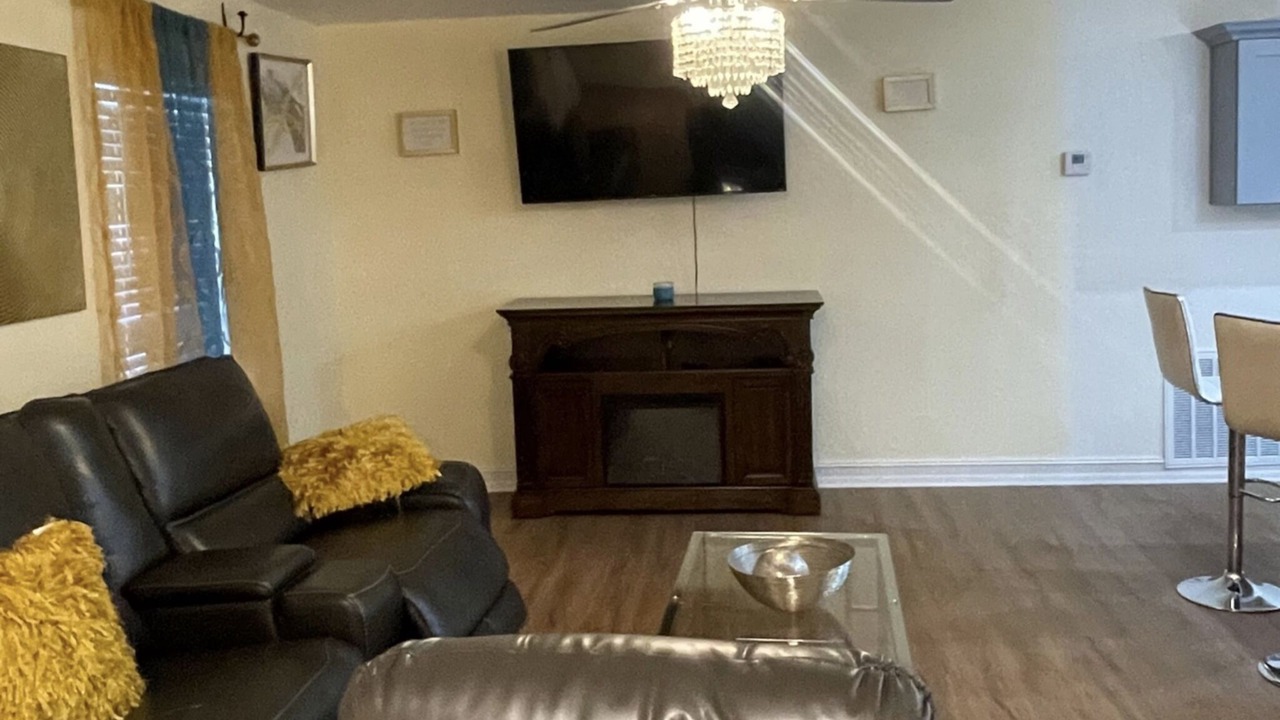 Photo of Livingroom in Florida Center