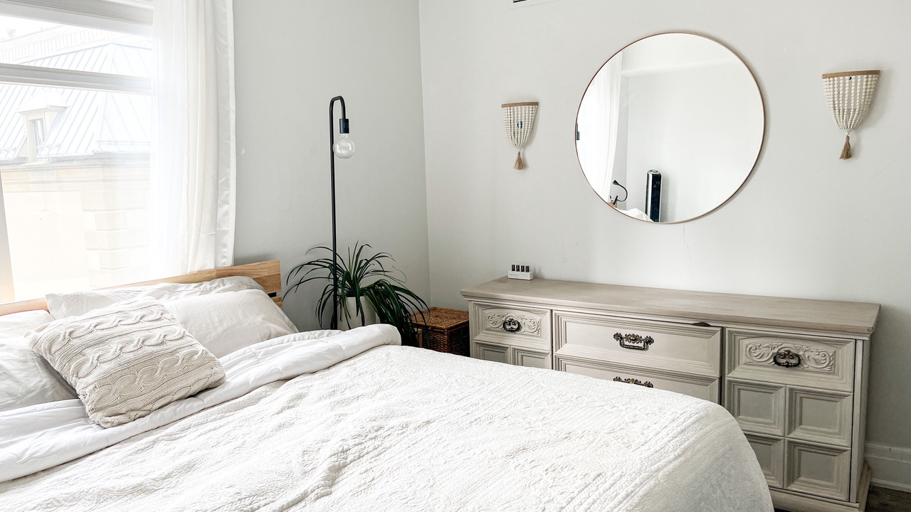 Photo of Bedroom in Church and Wellesley
