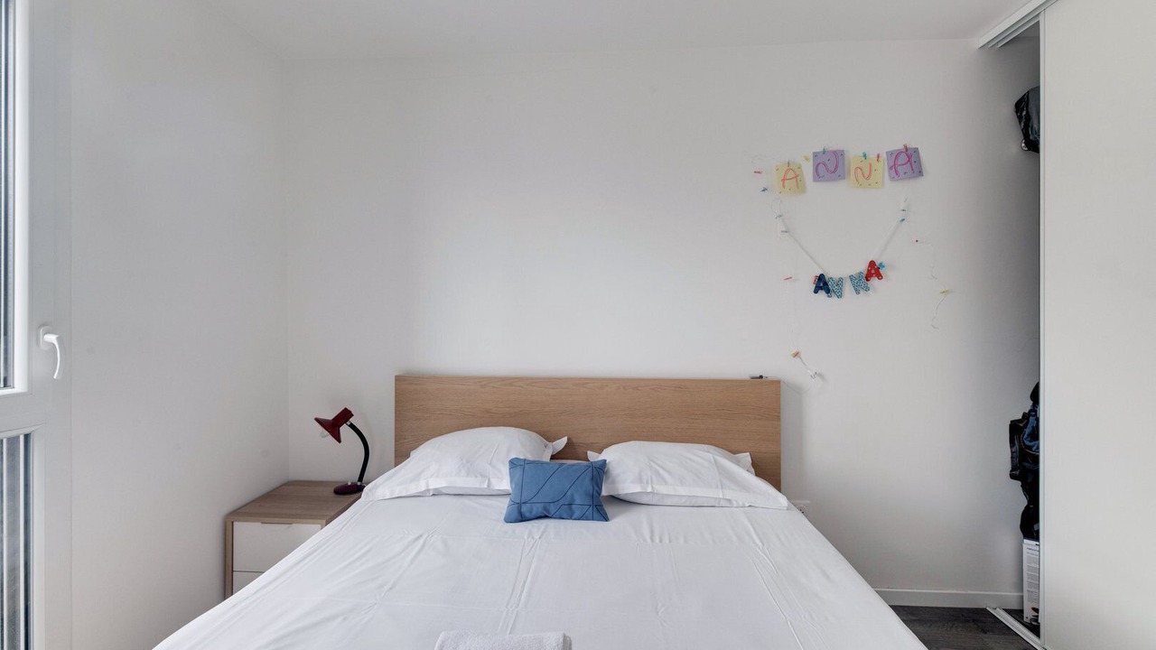Photo of Bedroom in Bagneux
