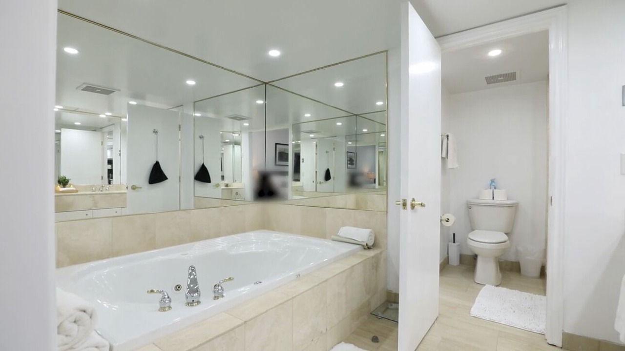 Photo of Bathroom in Oro-Medonte