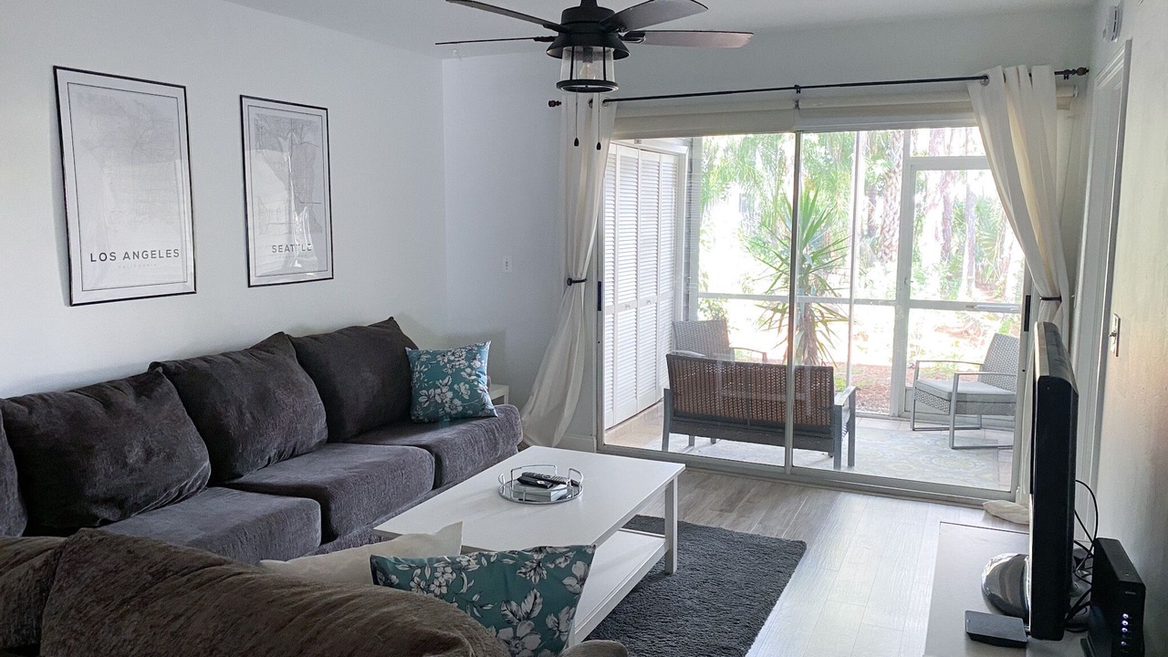 Photo of Livingroom in Kings Lake