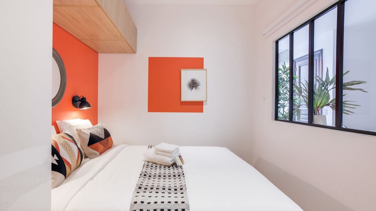 Photo of Bedroom in Republique–Point-du-Jour