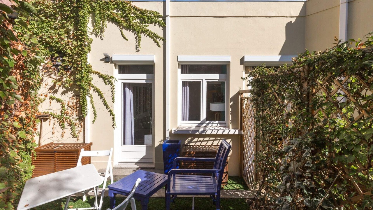 Photo of Patio Balcony in Republique–Point-du-Jour