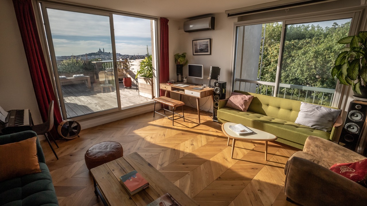 Photo of Livingroom in Combat