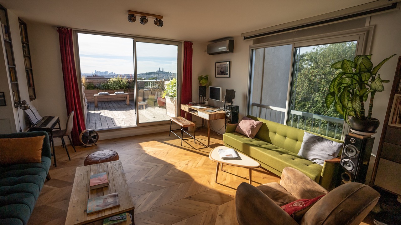 Photo of Livingroom in Combat