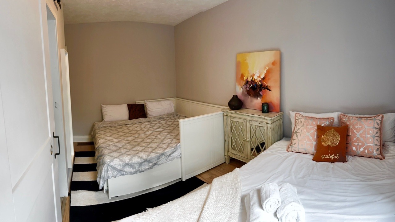 Photo of Bedroom in Six Points