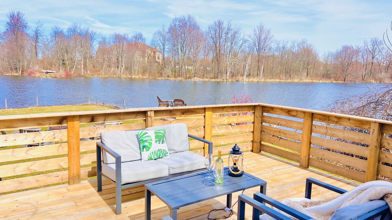 Photo of Patio Balcony in Halton Hills