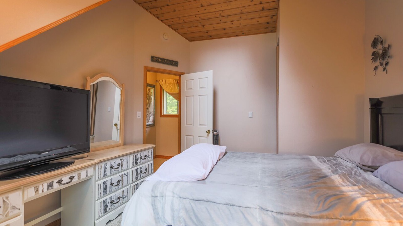 Photo of Bedroom in Lavigne