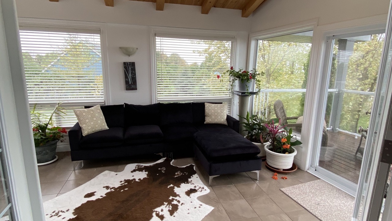 Photo of Livingroom in Ashfield-Colborne-Wawanosh