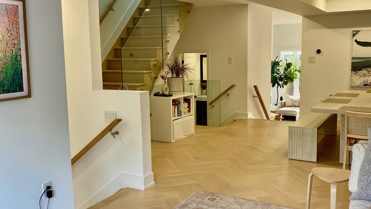 Photo of Livingroom in New Toronto