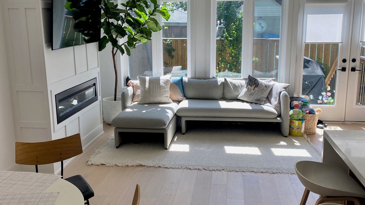 Photo of Livingroom in New Toronto