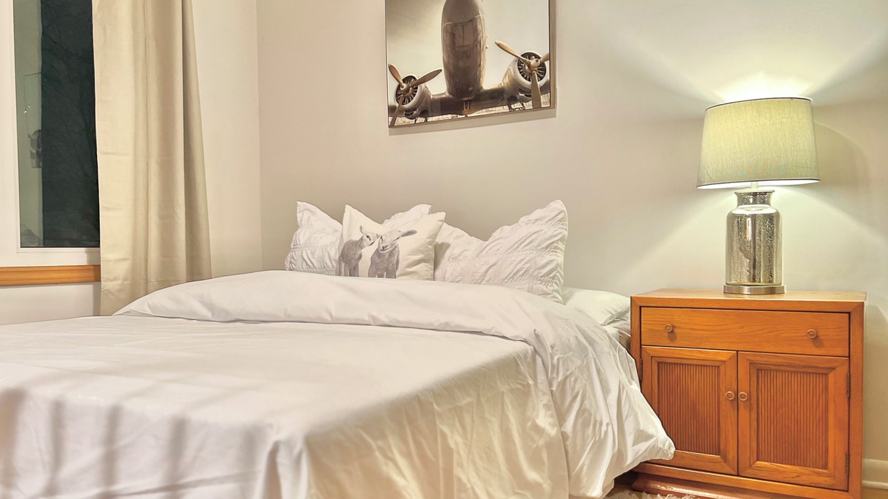 Photo of Bedroom in Sarnia