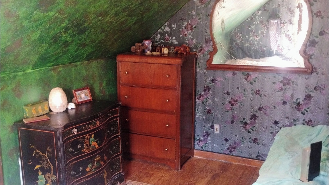 Photo of Bedroom in Pine Grove Mills