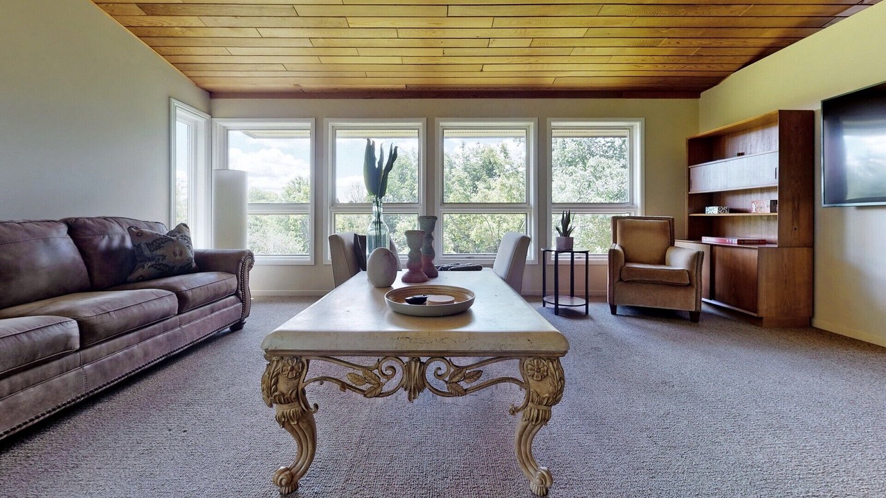 Photo of Livingroom in King