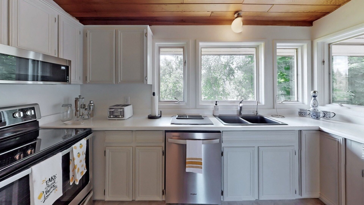 Photo of Kitchen in King