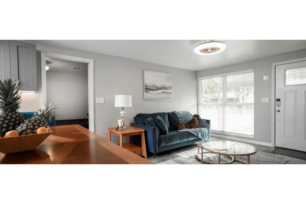 Photo of Livingroom in Brandon