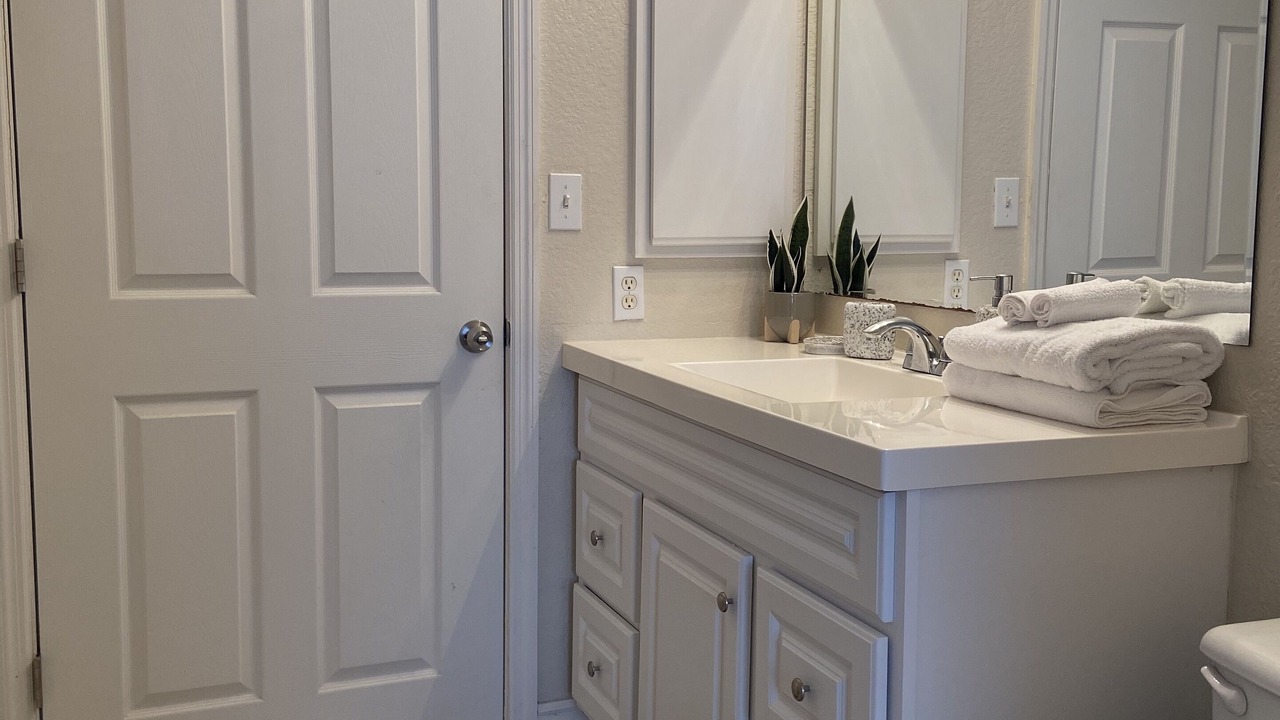 Photo of Bathroom in Oak Ridge