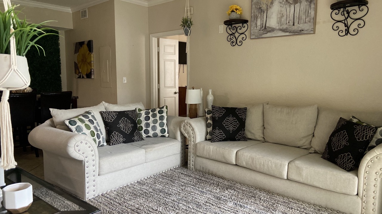 Photo of Livingroom in Oak Ridge