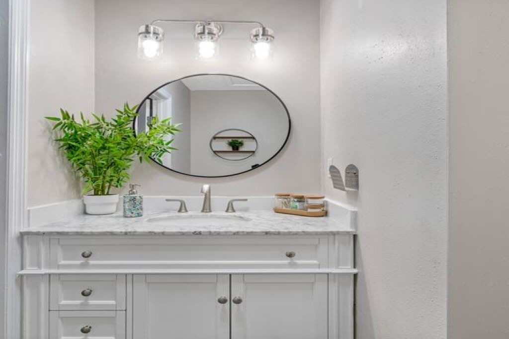 Photo of Bathroom in Balm
