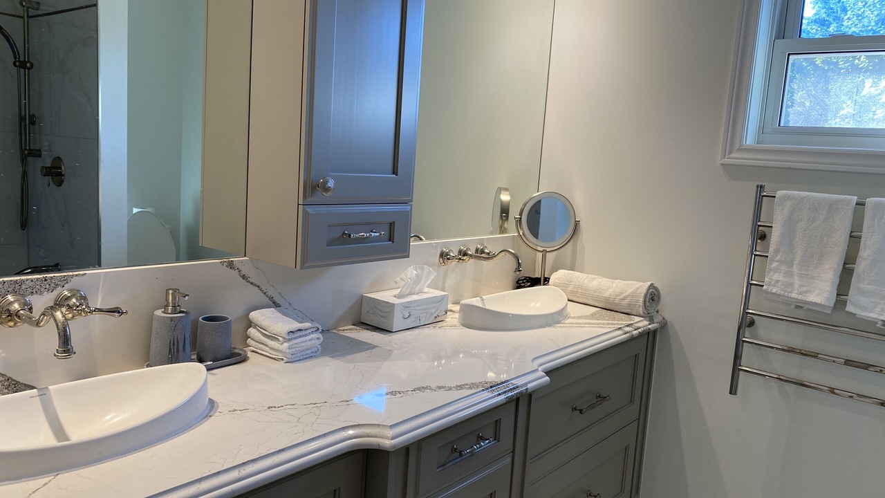 Photo of Bathroom in York Regional Municipality