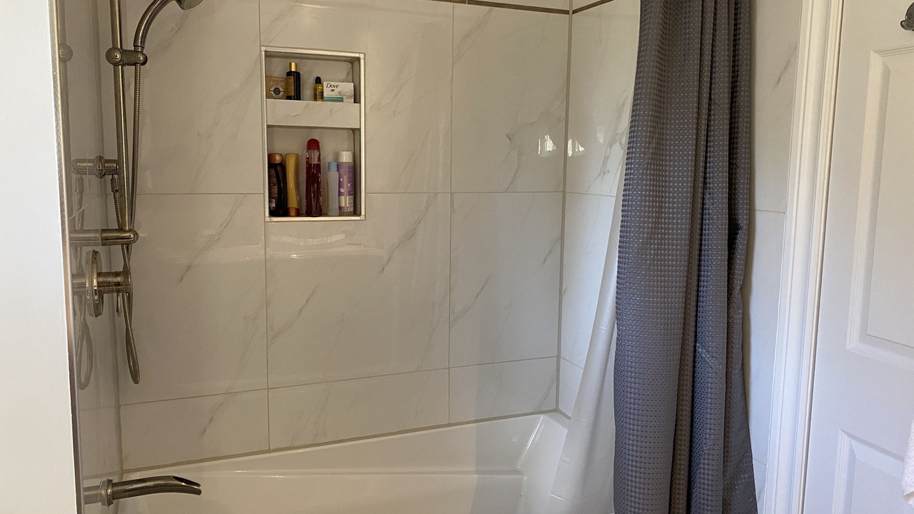 Photo of Bathroom in York Regional Municipality
