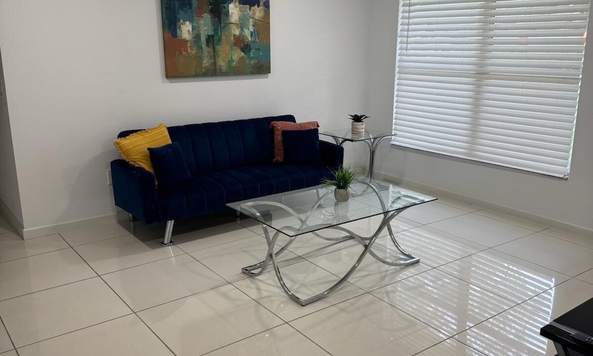 Photo of Livingroom in Lake Magdalene