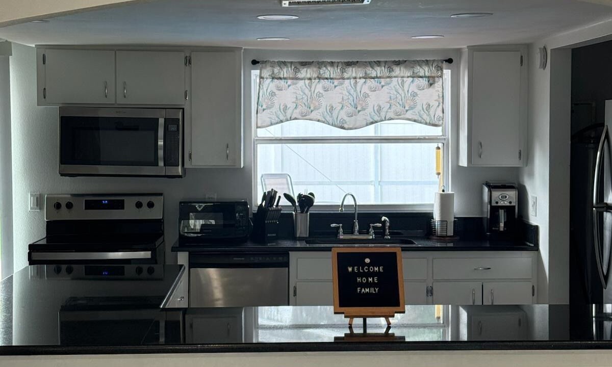 Photo of Kitchen in Lake Magdalene