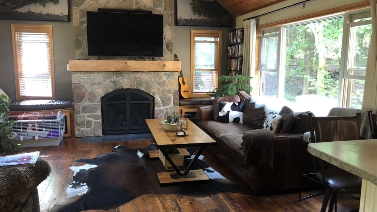 Photo of Livingroom in Creemore