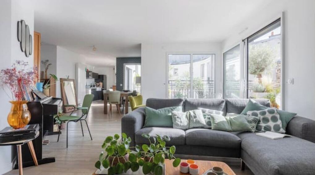 Photo of Livingroom in Belleville