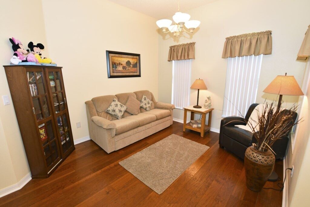 Photo of Bedroom in Buena Ventura Lakes