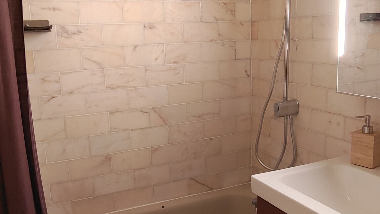 Photo of Bathroom in Auteuil